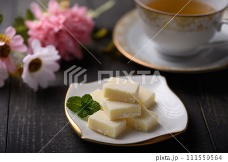 生チョコ ホワイトチョコレート 生チョコ ホワイトチョコレート 111559564