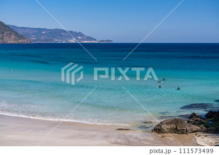 《静岡県》伊豆白浜海岸・エメラルドグリーンの美しいビーチ 111573499