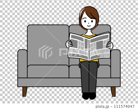 ソファで新聞を読んで微笑む若い女性 111574047