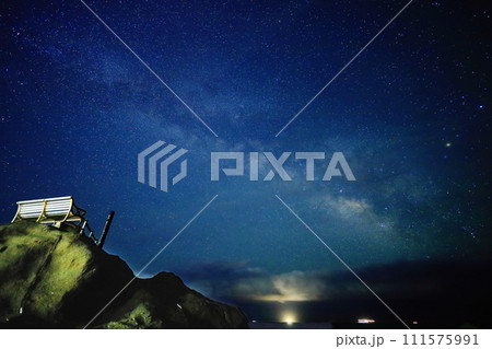 南房総の絶景　天の川／千葉県南房総市 111575991