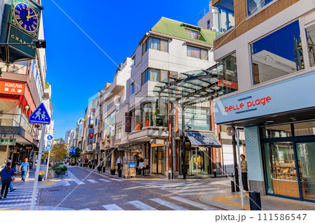 神奈川県　横浜市　横浜元町ショッピングストリート 111586547