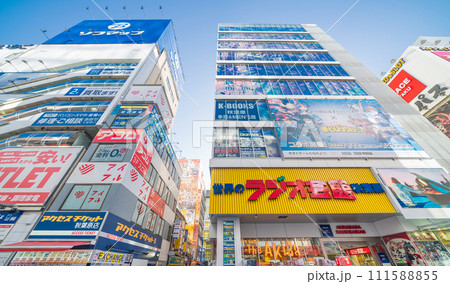「東京都」秋葉原駅前の風景 「東京都」秋葉原駅前の風景 111588855