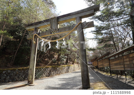 玉置神社【世界遺産「紀伊山地の霊場と参詣道」 ／奈良県十津川村】 111588998