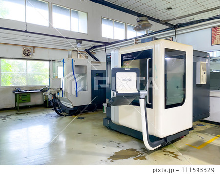 CNC Machine are working CNC Machine are working 111593329