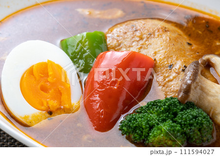 スープカレーのアップ。 111594027