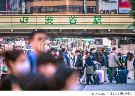 日本の東京都市景観 JN.1…零マの渋谷に再びマ姿…拡大の元凶をなぜ学べないのか…マ不要・換気 日本の東京都市景観 JN.1…零マの渋谷に再びマ姿…拡大の元凶をなぜ学べないのか…マ不要・換気 111596940