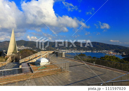 【兵庫県】若人の広場公園から見た福良港 【兵庫県】若人の広場公園から見た福良港 111597020
