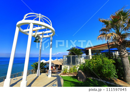 【兵庫県】快晴の淡路テラス（幸せの鐘） 111597045