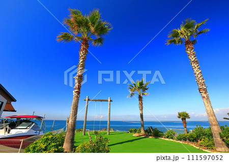 【兵庫県】快晴の淡路テラス(岬のブランコ) 【兵庫県】快晴の淡路テラス(岬のブランコ) 111597052