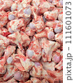 fresh chicken at market 111601073