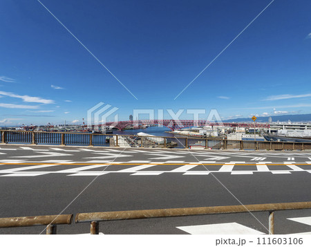 なみはや大橋から眺める都市の風景 なみはや大橋から眺める都市の風景 111603106