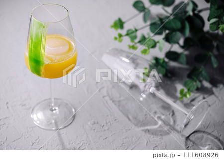 glass of orange cocktail top view glass of orange cocktail top view 111608926