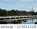 首都高速都心環状線を北の丸方面に臨む 111611128