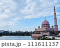 マレーシア、プトラジャヤにあるピンクモスク 111611137