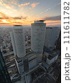 夕暮れの名古屋駅 111611782