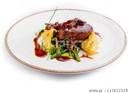 Steak with mashed potatoes and green beans 111612529