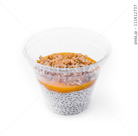Chia pudding with mango and granola 111612737