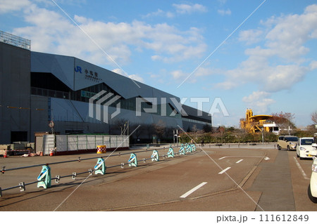 北陸新幹線 小松駅(東口駅舎) 北陸新幹線 小松駅(東口駅舎) 111612849