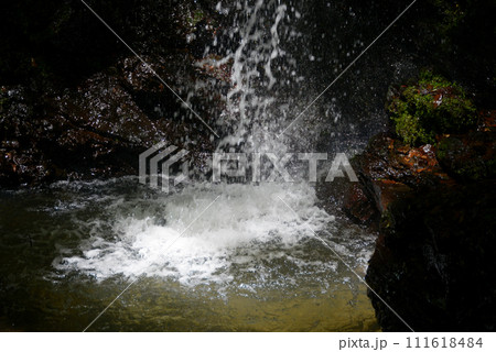 金蔵寺　産の滝　京都市西京区大原野 111618484