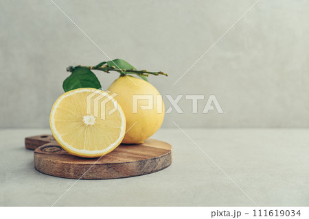 Fresh ripe bergamot orange fruits on cutting board 111619034