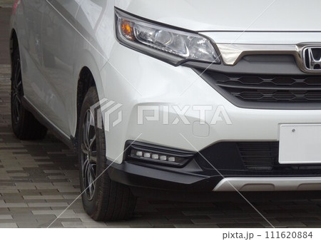 自動車イメージ　ホンダ2代目フリードクロススターのフロントマスク 111620884