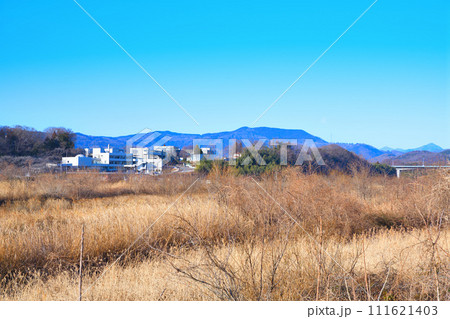 秩父方面　荒川本流の冬景色　花園水辺公園付近からの眺め　　 111621403
