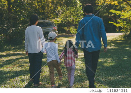 5 years old & 7 years old 5 years old & 7 years old 111624311