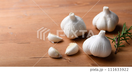 にんにく 111633922