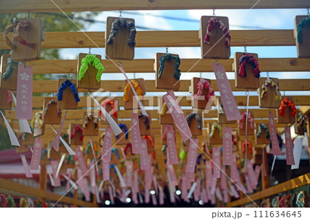 服部天神宮の下駄絵馬-3 111634645