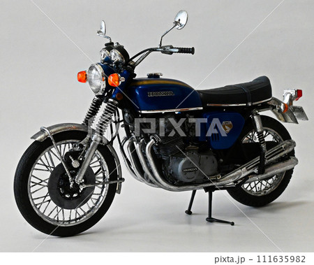 バイクの模型 111635982