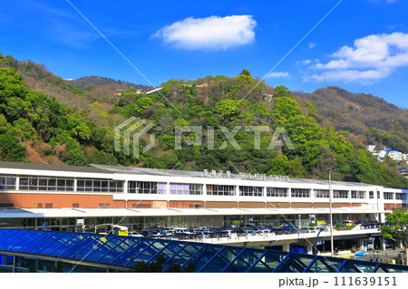 【兵庫県】晴天の新神戸駅 【兵庫県】晴天の新神戸駅 111639151