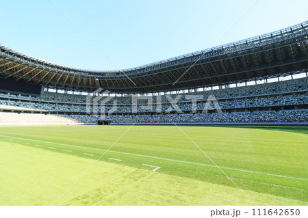国立競技場 スタジアムのメインスタンド 観客席 国立競技場 スタジアムのメインスタンド 観客席 111642650