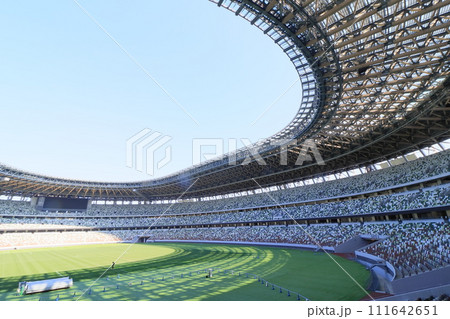 国立競技場 スタジアムのメインスタンド 観客席 国立競技場 スタジアムのメインスタンド 観客席 111642651