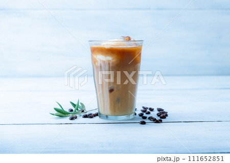 冷たいコーヒーフロート 冷たいコーヒーフロート 111652851