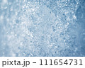 キラキラした氷 111654731