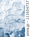 凍った氷 111654737