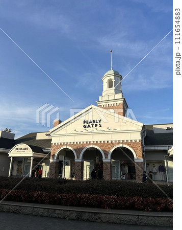 佐野プレミアムアウトレットの洋風な建物 111654883