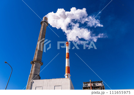 《静岡県》富士市の工業地帯の風景 111655975