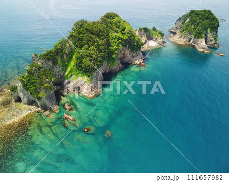 西伊豆堂ヶ島の三四郎島 1 111657982