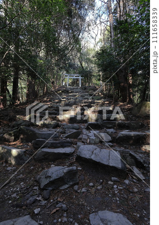 本宮山砥鹿神社奥宮第二鳥居 本宮山砥鹿神社奥宮第二鳥居 111658339