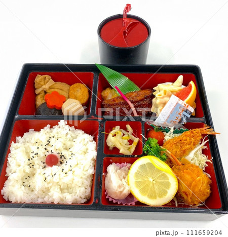 お弁当　和食 111659204