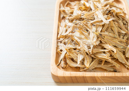 dried small crispy fish dried small crispy fish 111659944