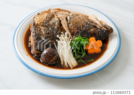 Boiled Fish Head with Soy Sauce Boiled Fish Head with Soy Sauce 111660371
