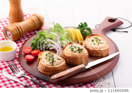 明太子フランスパン 111660896