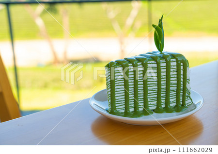 matcha green tea crepe cake 111662029