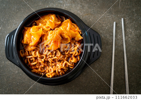 Korean instant noodles with dumplings Korean instant noodles with dumplings 111662033