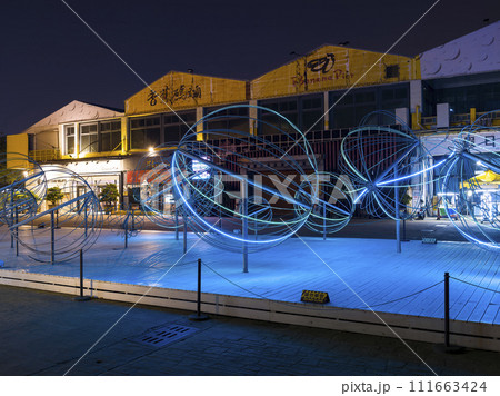 台湾・高雄 棧貳庫KW2の夜景 / Kaohsiung, Taiwan 111663424