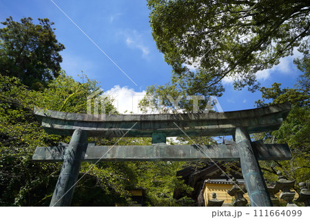 四国の香川県にある通称こんぴらさん。金刀比羅宮への参拝 四国の香川県にある通称こんぴらさん。金刀比羅宮への参拝 111664099
