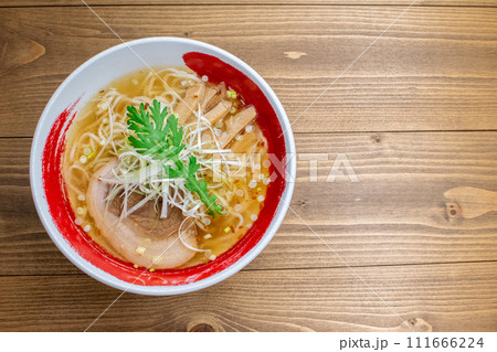 市販の塩元帥ラーメンを作る 市販の塩元帥ラーメンを作る 111666224