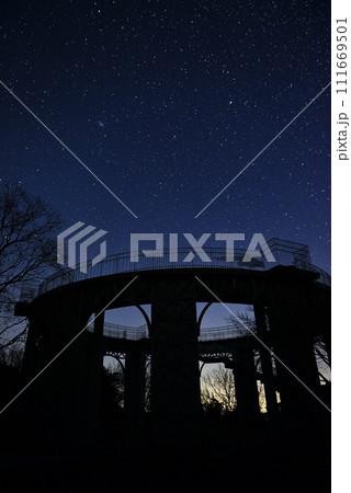 広島県呉市　豊浜町豊島　十文字山展望台　夜景 111669501